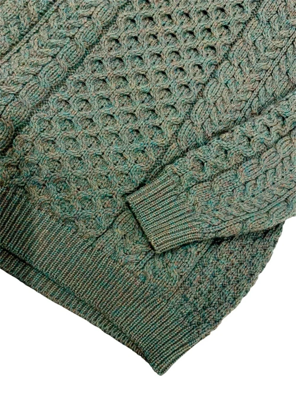 Aran Mills Men’s Merino Wool Crew Neck Cable Knit Sweater Medium Ireland EUC